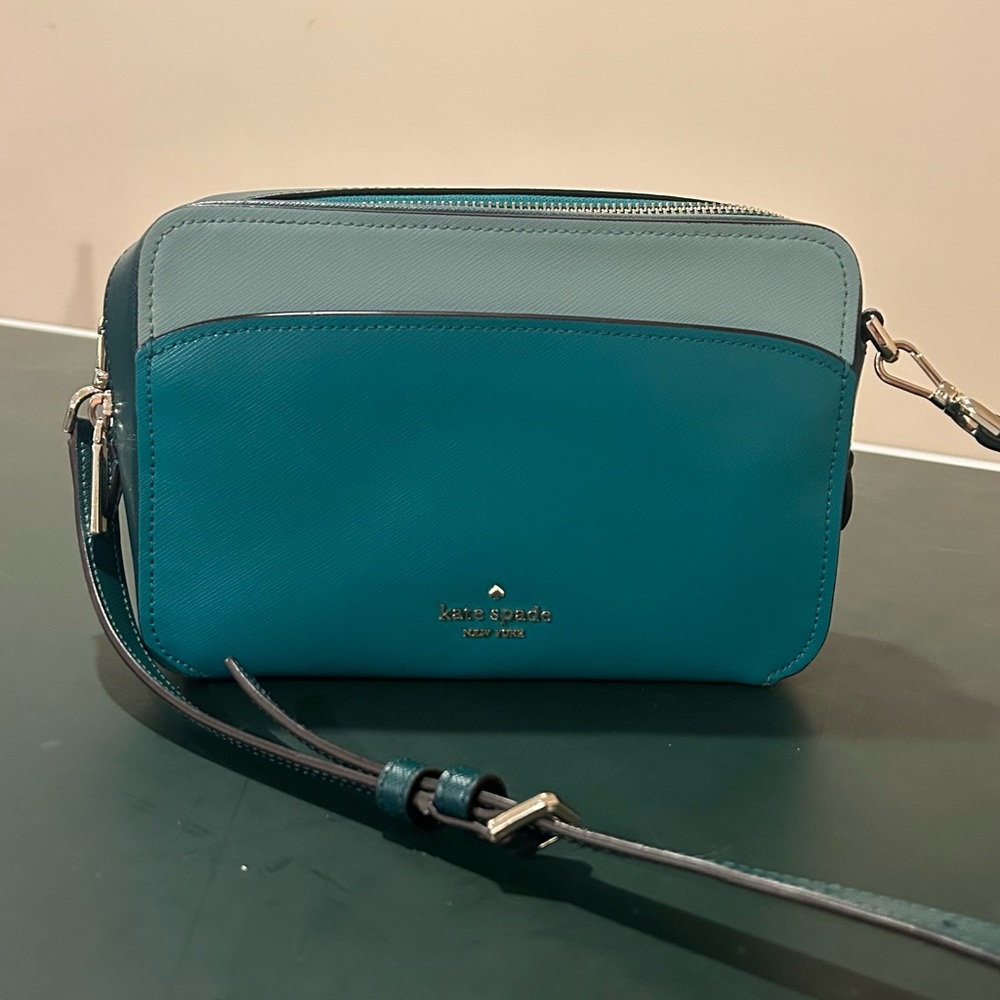 Kate Spade Blue Multi Purse | Lightly Used
